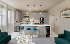 Siddons House Luxury City Centre Two-Floor Apartment